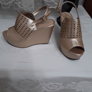 Refresh Women's Platform Shoes